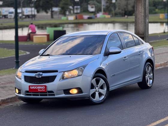 CHEVROLET CRUZE 1.8 LT 16V FLEX 4P AUTOMÁTICO CHEVROLET CRUZE 1.8 LT 16V FLEX 4P AUTOMÁTICO